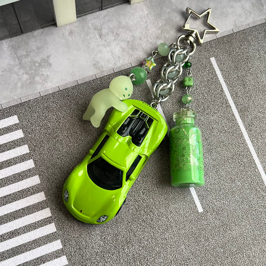 Porsche 918 Spyder Beaded Keychain
