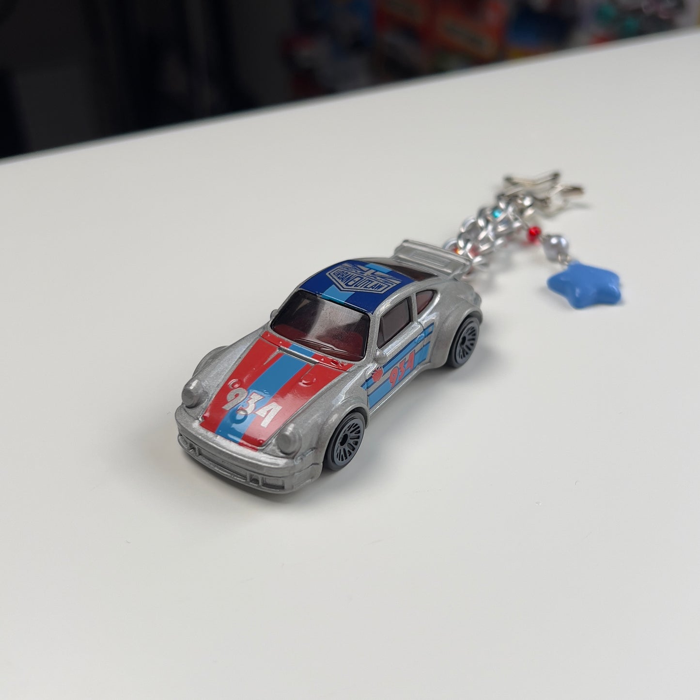 Porsche 934 Turbo RSR Beaded Keychain