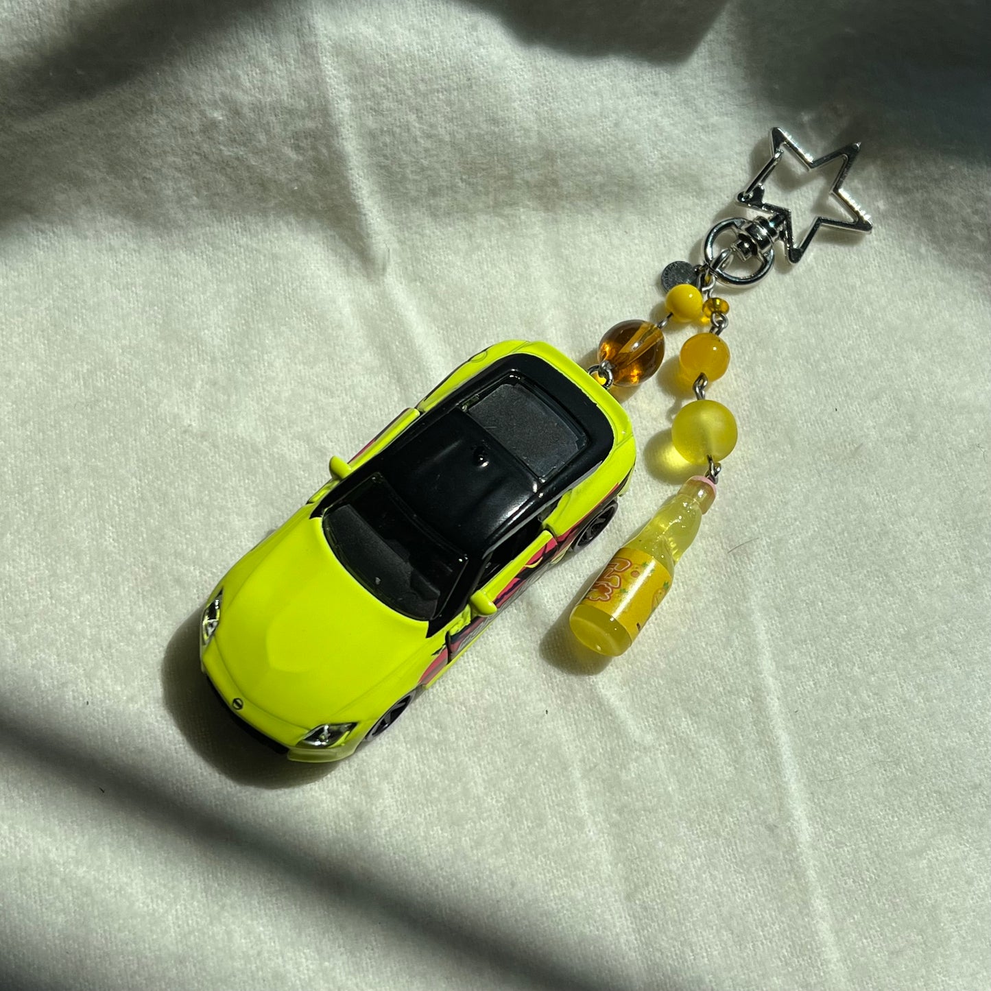 Nissan 400z Beaded Keychain