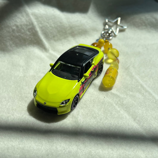 Nissan 400z Beaded Keychain