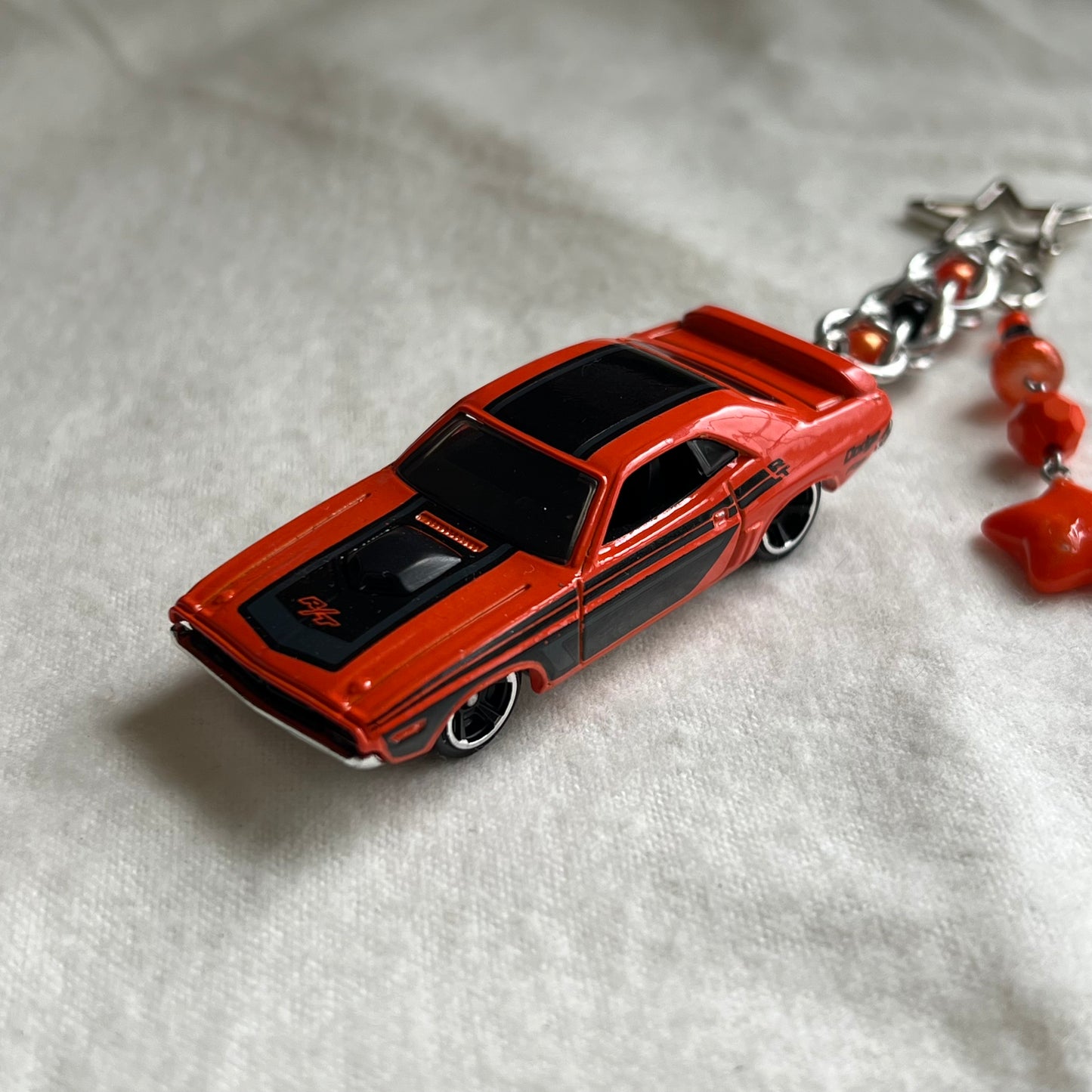 ‘71 Dodge Challenger Beaded Keychain