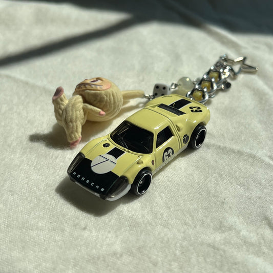 Porsche 904 Carrera GTS x Monster Beaded Keychain