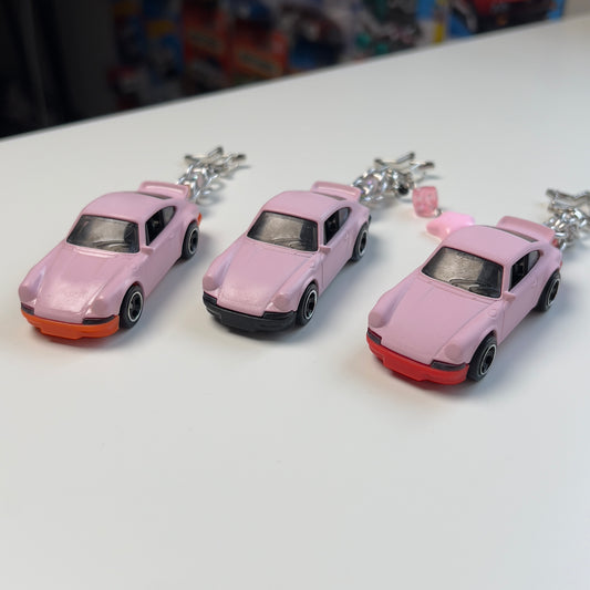 Porsche 911 Carrera RS 2.7 Beaded Keychain