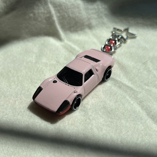 Porsche 904 Carrera GTS Beaded Keychain