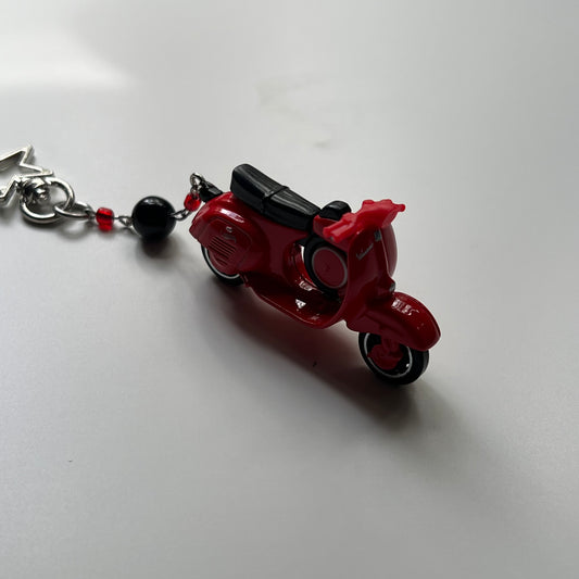 Vespa 90 SS Super Sprint (1996) Beaded Keychain