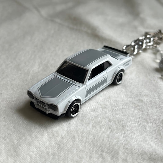 Nissan Skyline HT 2000gt-x Beaded Keychain
