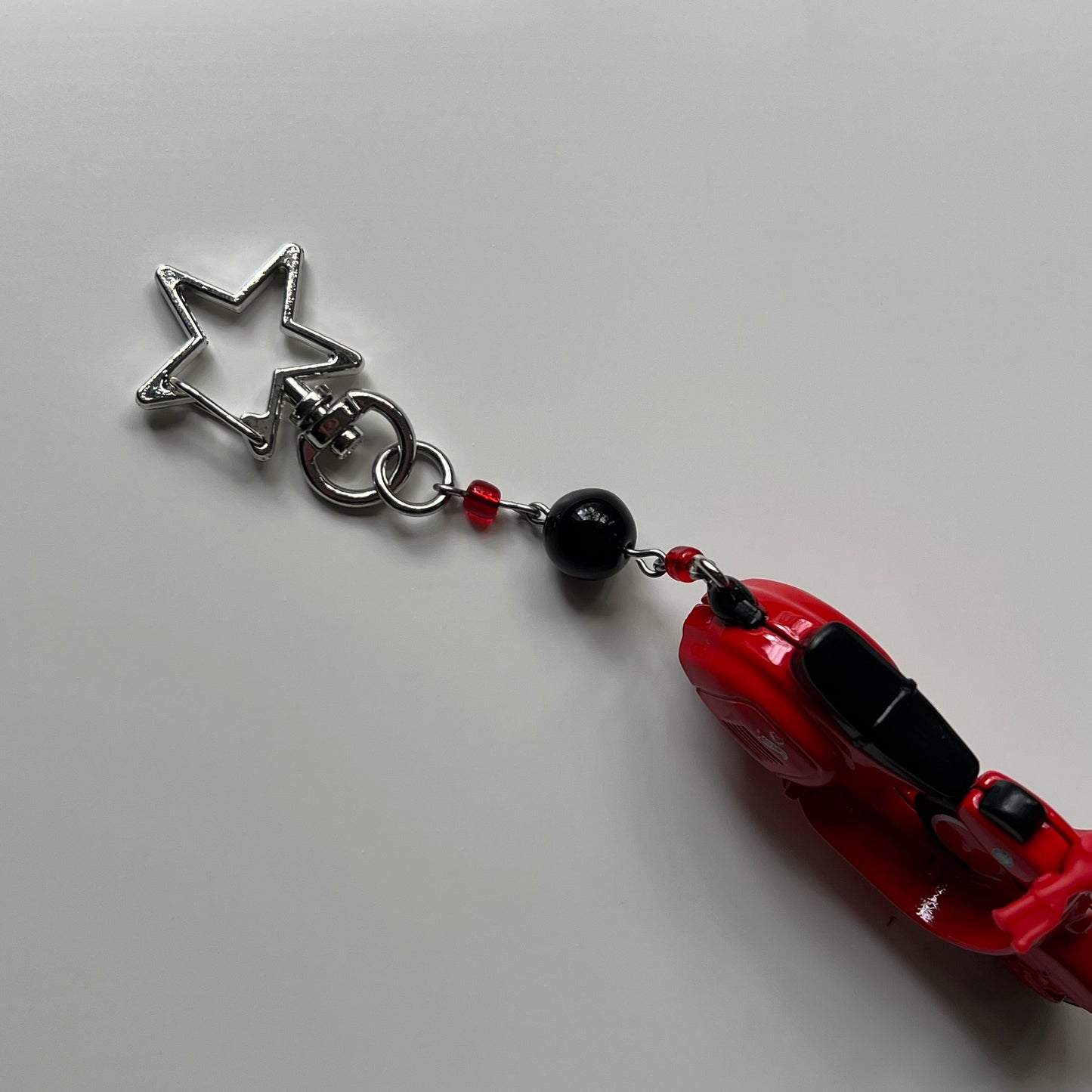 Vespa 90 SS Super Sprint (1996) Beaded Keychain