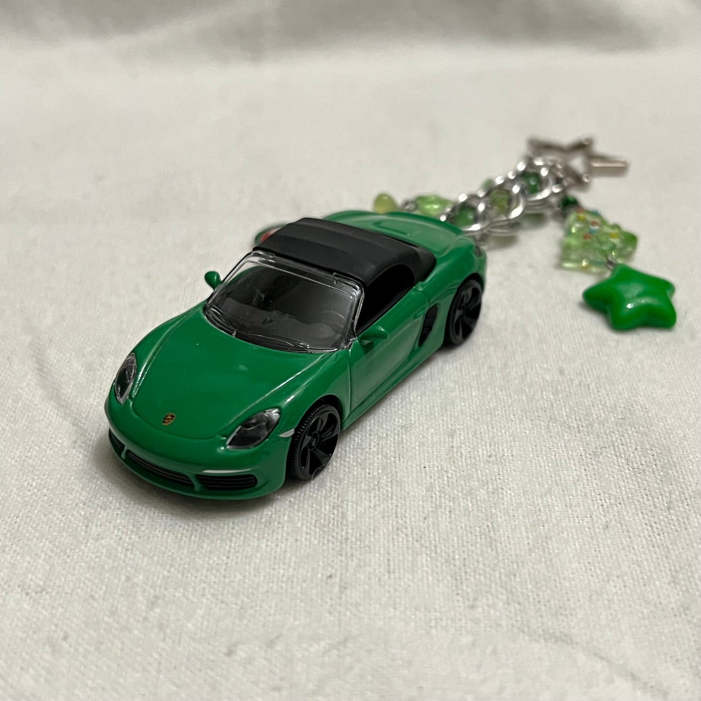 Porsche 718 Boxster x Kitty Beaded Keychain