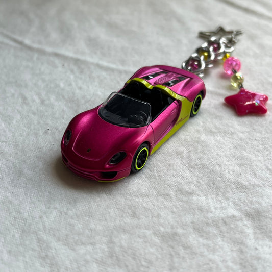 Porsche 918 Spyder Beaded Keychain