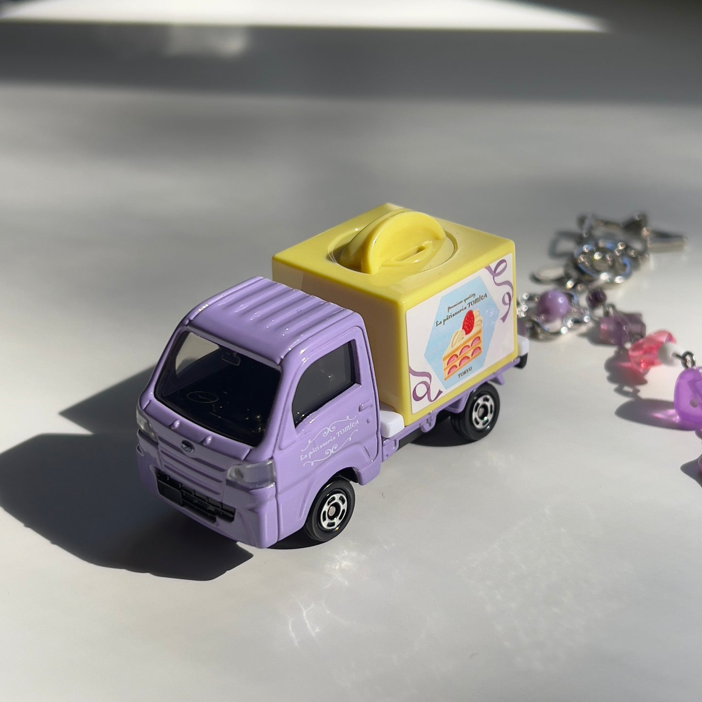 Birthday Delivery - Subaru Sambar Beaded Keychain