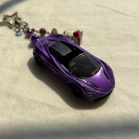 Mclaren 720s Spider & Kitty Beaded Keychain