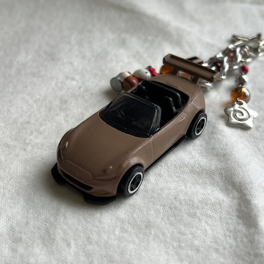 ND Miata & Kitty Beaded Keychain