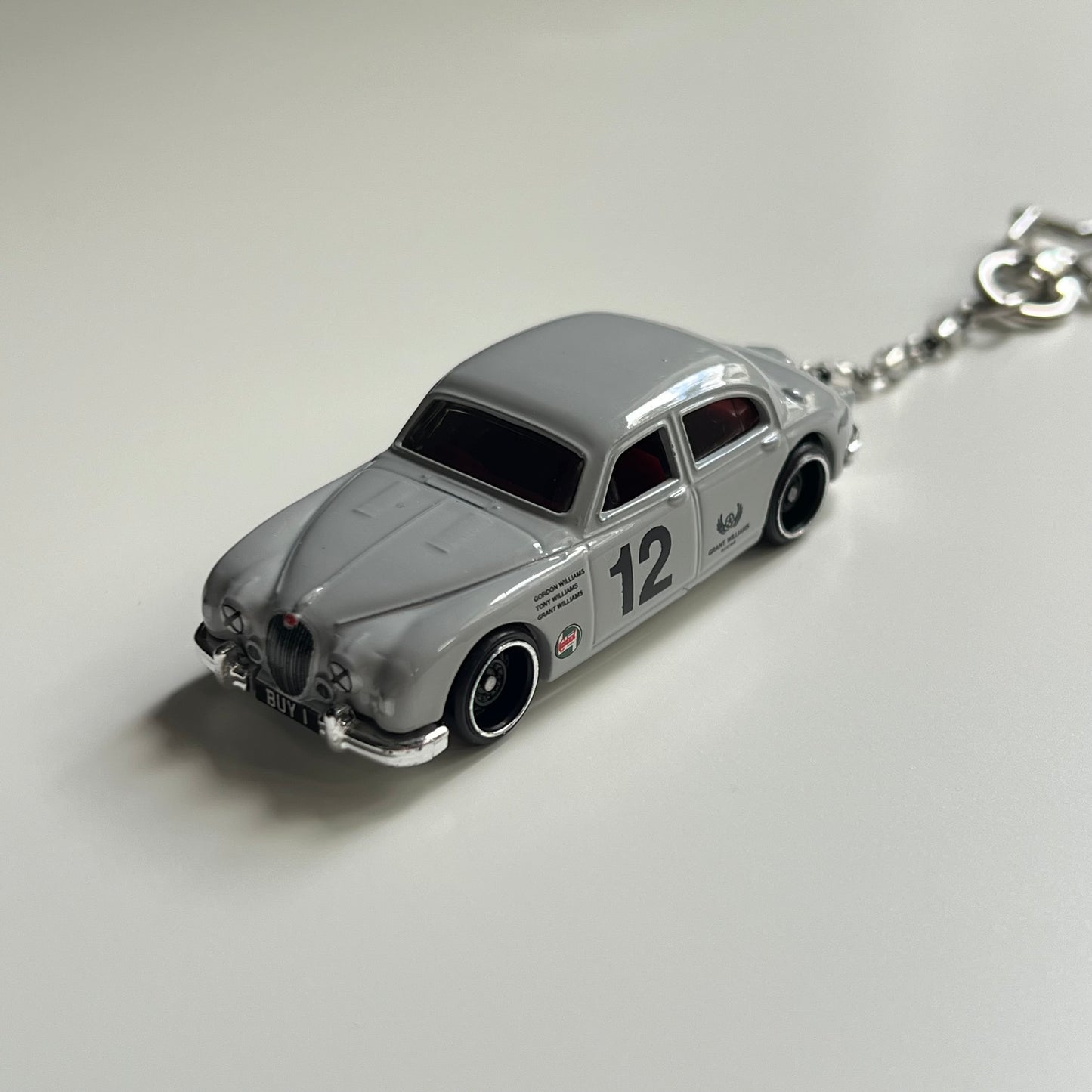 Jaguar Mk1 Beaded Keychain