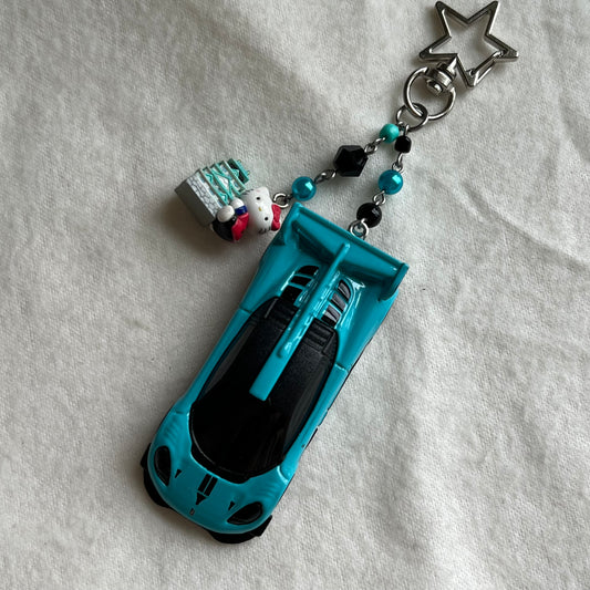 GMA T.50s & Kitty Beaded Keychain