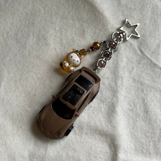 Porsche 911 Rallye & Kitty Beaded Keychain