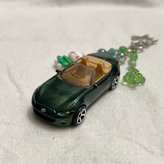 2015 Mazda MX-5 Miata x Kitty Beaded Keychain