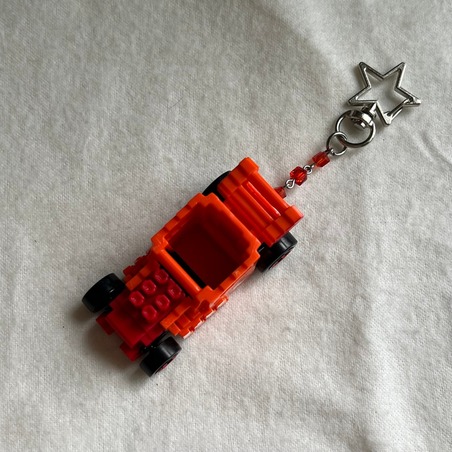 Pixel Shaker Beaded Keychain