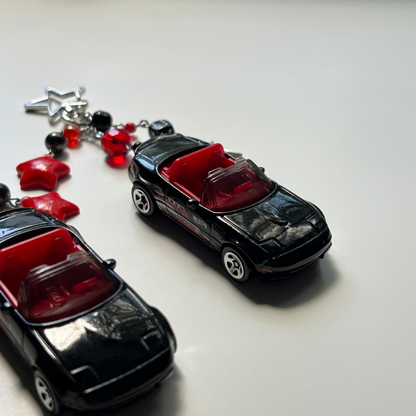 ‘91 Mazda MX-5 Miata Beaded Keychain