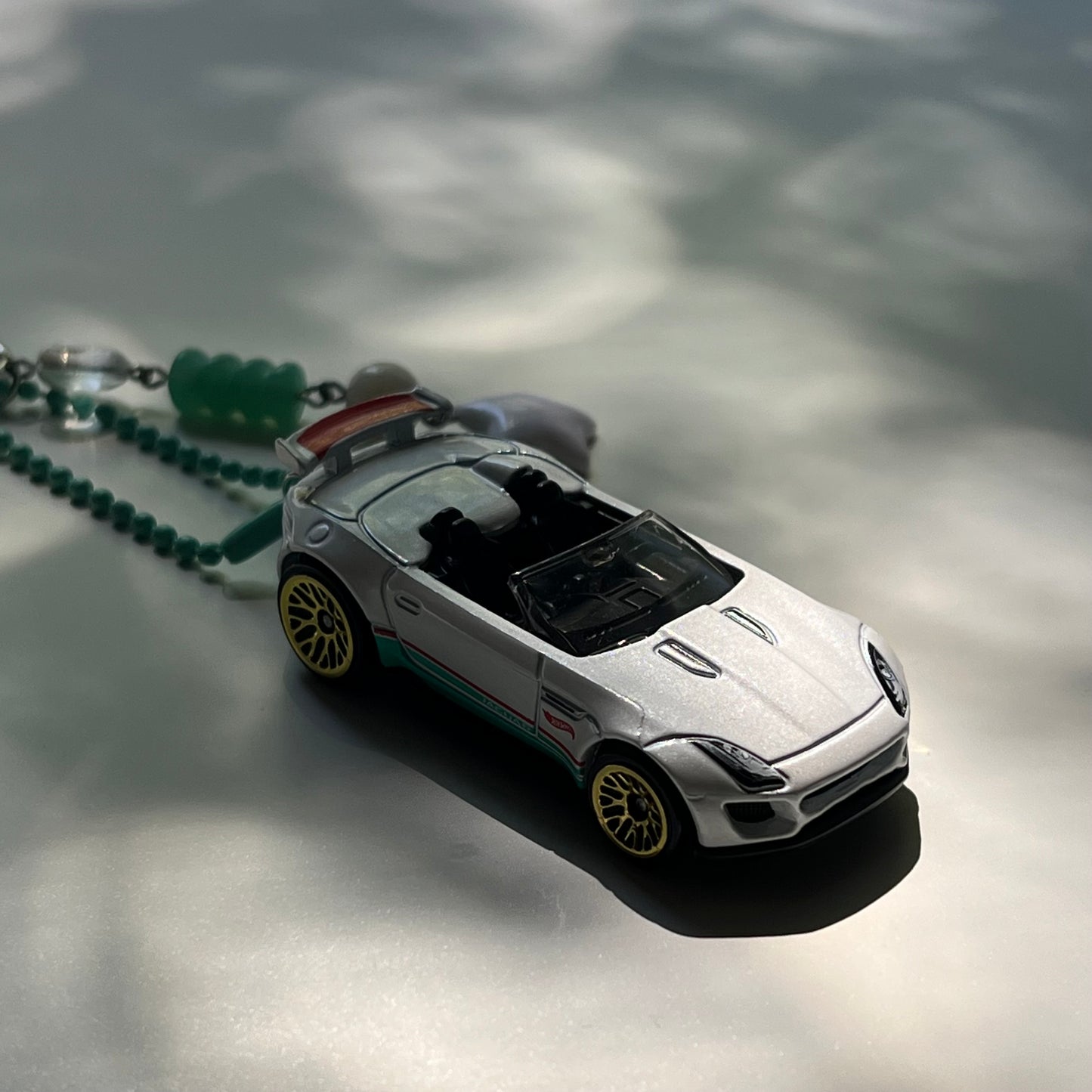 ‘15 Jaguar F-Type Project 7 Beaded Keychain