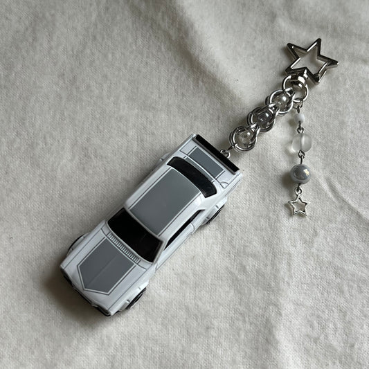Nissan Skyline HT 2000gt-x Beaded Keychain